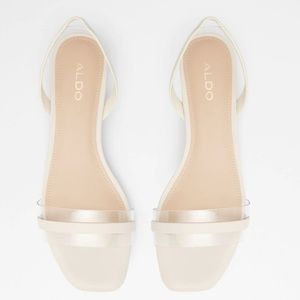Aldo super chic and comfortable white Macyflex sandals with lucite heel